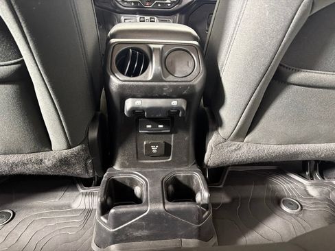 Used 2021 Jeep Gladiator Sport AWD/4WD image 21
