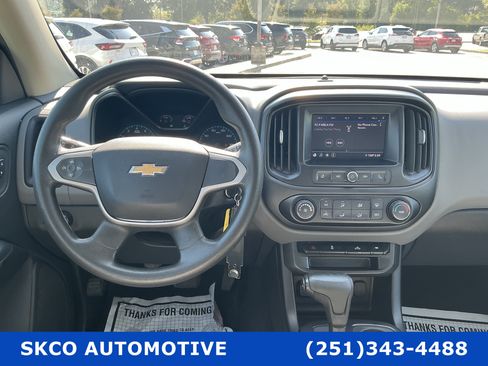 Used 2020 Chevrolet Colorado W/T w/ WT Convenience Package RWD image 15