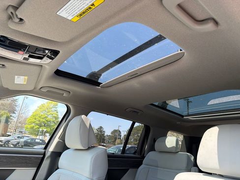 New 2026 Hyundai Santa Fe Limited FWD image 32