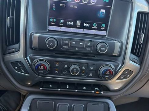 Used 2018 Chevrolet Silverado 1500 LTZ w/ Sport Package AWD/4WD image 16