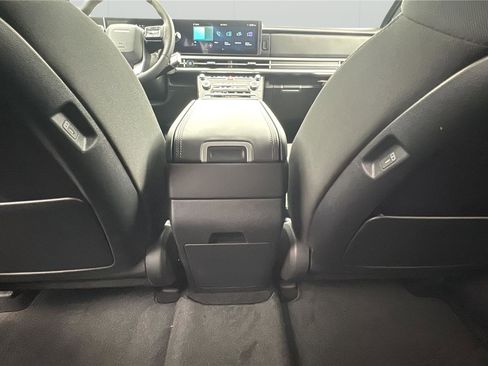 New 2026 Hyundai Santa Fe SE FWD image 27