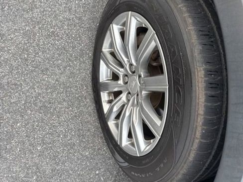 Used 2019 Cadillac XT4 Premium Luxury image 12