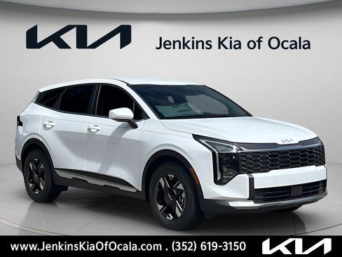 New 2026 Kia Sportage LX FWD image 1