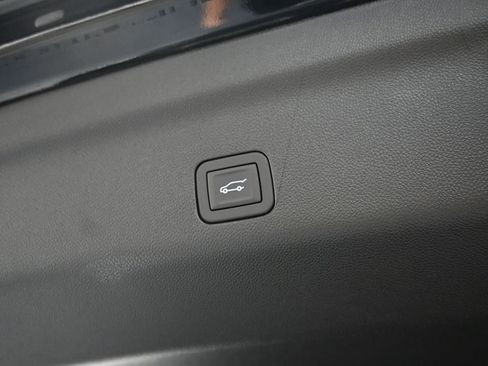 New 2026 Chevrolet Suburban Premier w/ Sun And Tow Package image 15