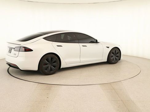 Used 2023 Tesla Model S Plaid AWD/4WD image 7