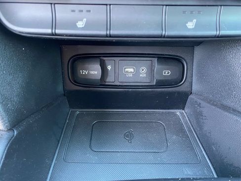 Used 2020 Hyundai Santa Fe SEL w/ Convenience Package FWD image 18