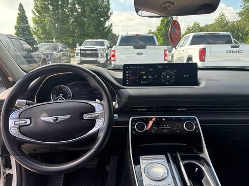 Used 2021 Genesis GV80 2.5T RWD image 11