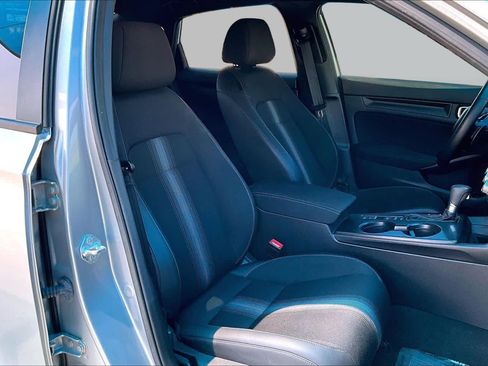 Used 2025 Honda Civic Sport image 9