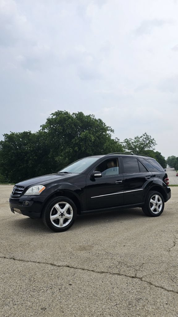 Used 2008 Mercedes-Benz ML 350 4MATIC image 1