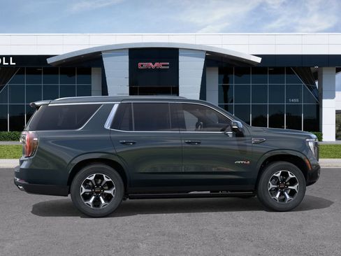 New 2026 GMC Yukon AT4 Ultimate w/ LPO, Floor Liner Package AWD/4WD image 5