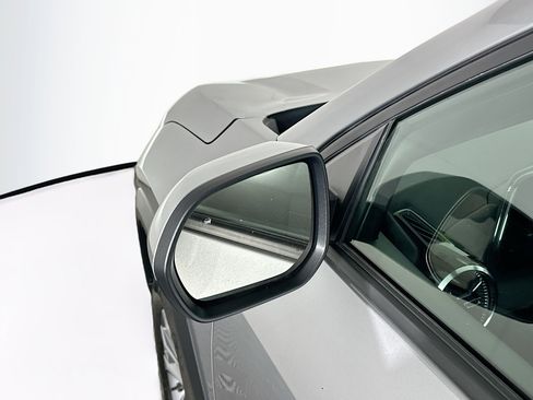 Used 2025 Chevrolet Equinox LT image 16