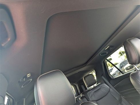 Used 2022 Ford Explorer ST w/ Equipment Group 401A image 11