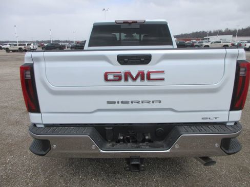 New 2026 GMC Sierra 2500 SLT w/ SLT Premium Package image 6