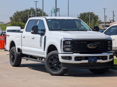 New 2026 Ford F250 Lariat w/ Black Appearance Package