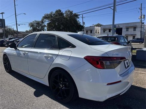 Used 2022 Honda Civic Sport image 9