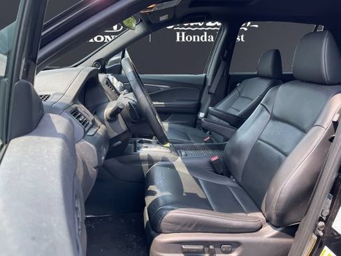 Used 2023 Honda Passport EX-L image 6