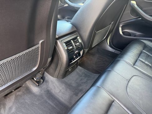 Used 2019 BMW X3 xDrive30i AWD/4WD image 16