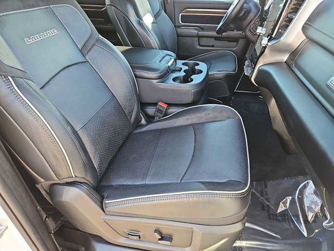 Used 2024 RAM 2500 Laramie image 22