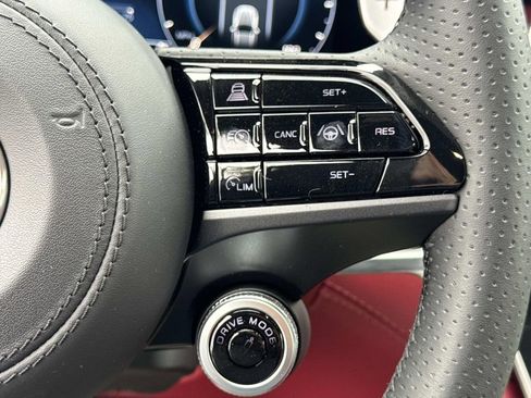 New 2026 Maserati Grecale Modena image 9