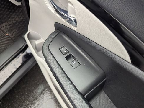 Used 2017 Honda Pilot Touring image 39