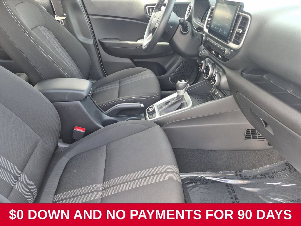 Used 2026 Hyundai Venue SEL FWD image 27