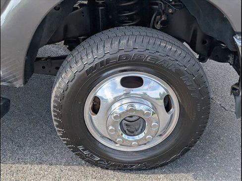 Used 2016 Ford F350 Lariat w/ Lariat Ultimate Package AWD/4WD image 26