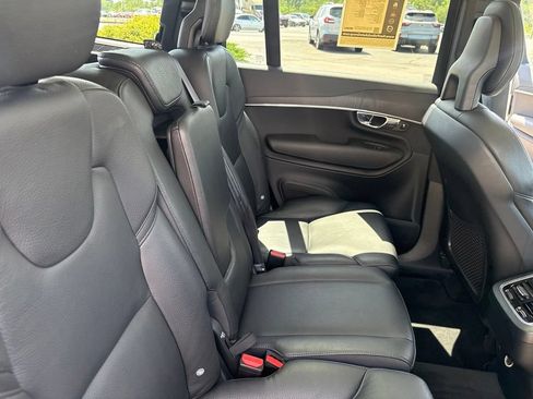 Used 2020 Volvo XC90 T6 Momentum AWD/4WD image 38