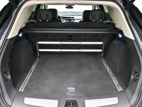 Used 2019 Cadillac XT5 Premium Luxury image 29