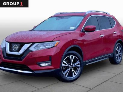 Used 2017 Nissan Rogue SL w/ SL Premium Package