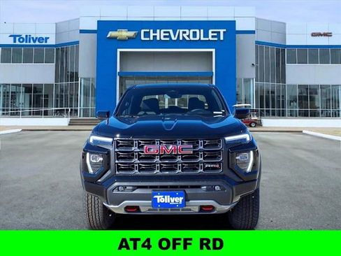 New 2026 GMC Canyon AT4 image 3