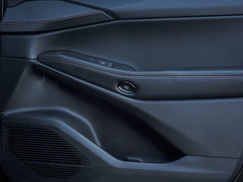 New 2026 Jeep Cherokee Limited AWD/4WD image 10
