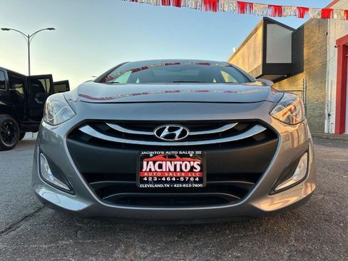 Used 2015 Hyundai Elantra GT w/ Option Group 03 image 2