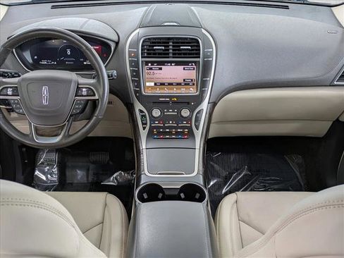 Used 2019 Lincoln Nautilus Reserve w/ Ultimate Package image 22