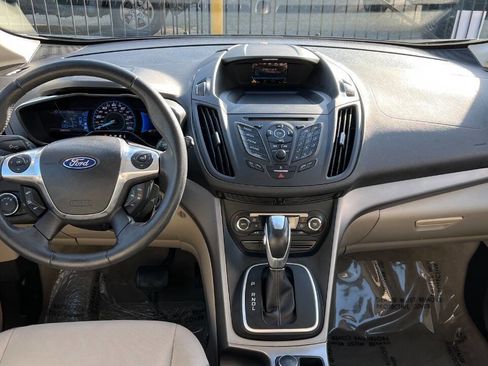 Used 2014 Ford C-MAX SE image 9