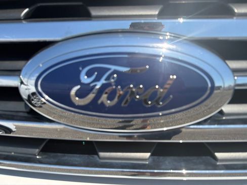 Used 2020 Ford Expedition XLT AWD/4WD image 17