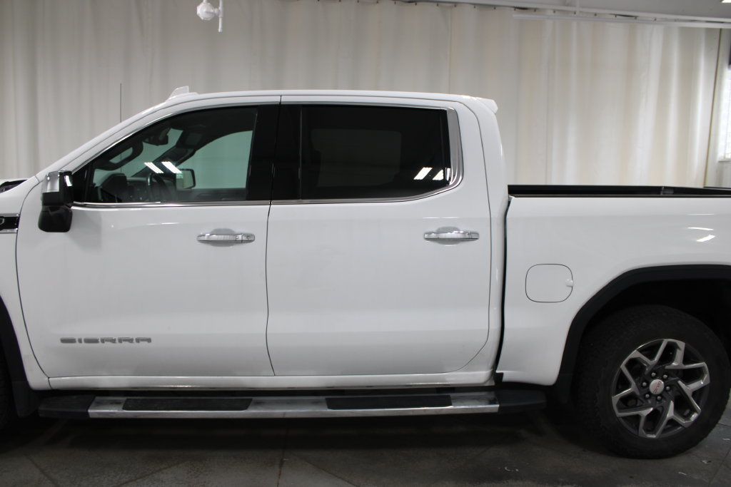 Used 2022 GMC Sierra 1500 SLT AWD/4WD image 6