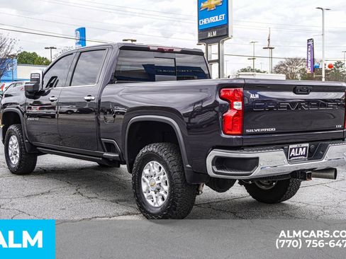 Used 2024 Chevrolet Silverado 2500 LTZ w/ LTZ Convenience Package image 8