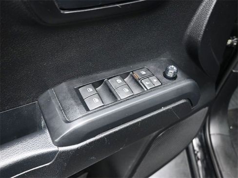 Used 2021 Toyota Tacoma SR w/ SR Convenience Package image 13