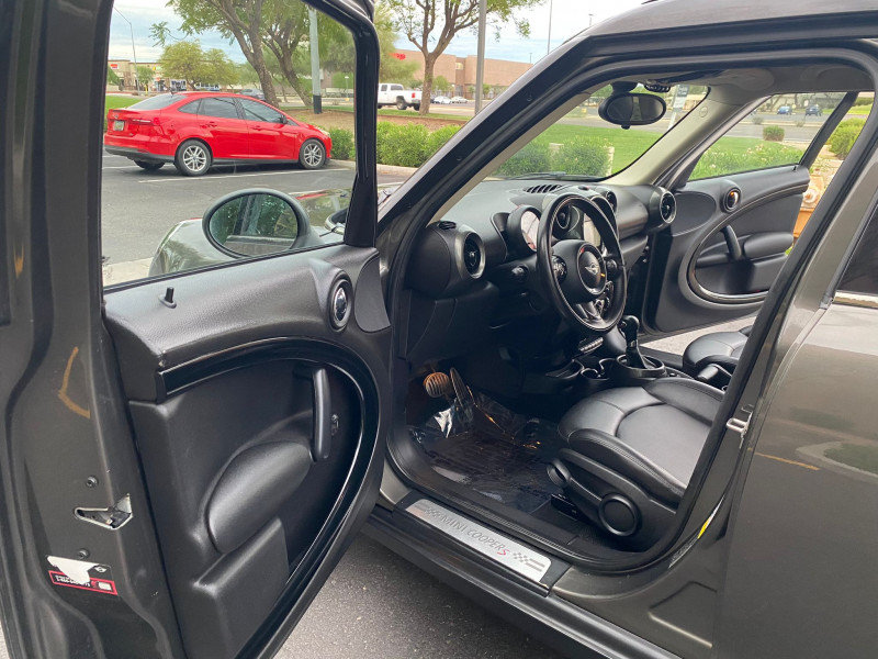 Used 2012 MINI Cooper Countryman S FWD image 9