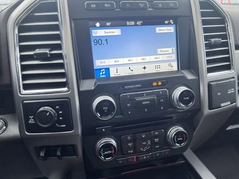 Used 2017 Ford F350 Platinum w/ Platinum Ultimate Package image 18