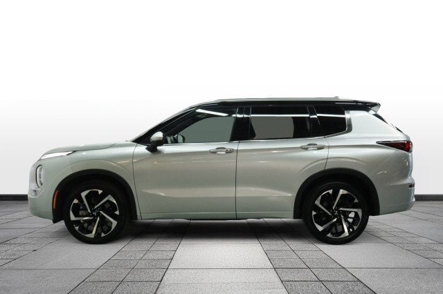 Used 2024 Mitsubishi Outlander SEL FWD image 4