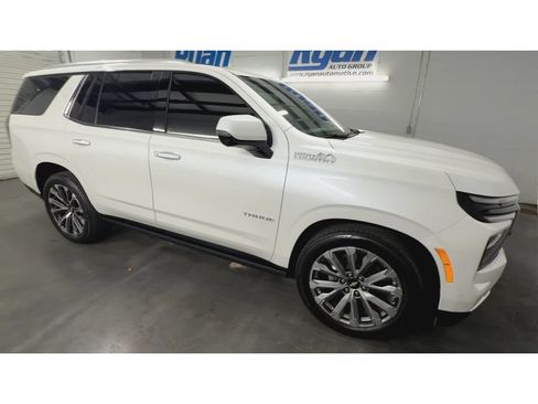 Certified 2025 Chevrolet Tahoe High Country RWD image 2