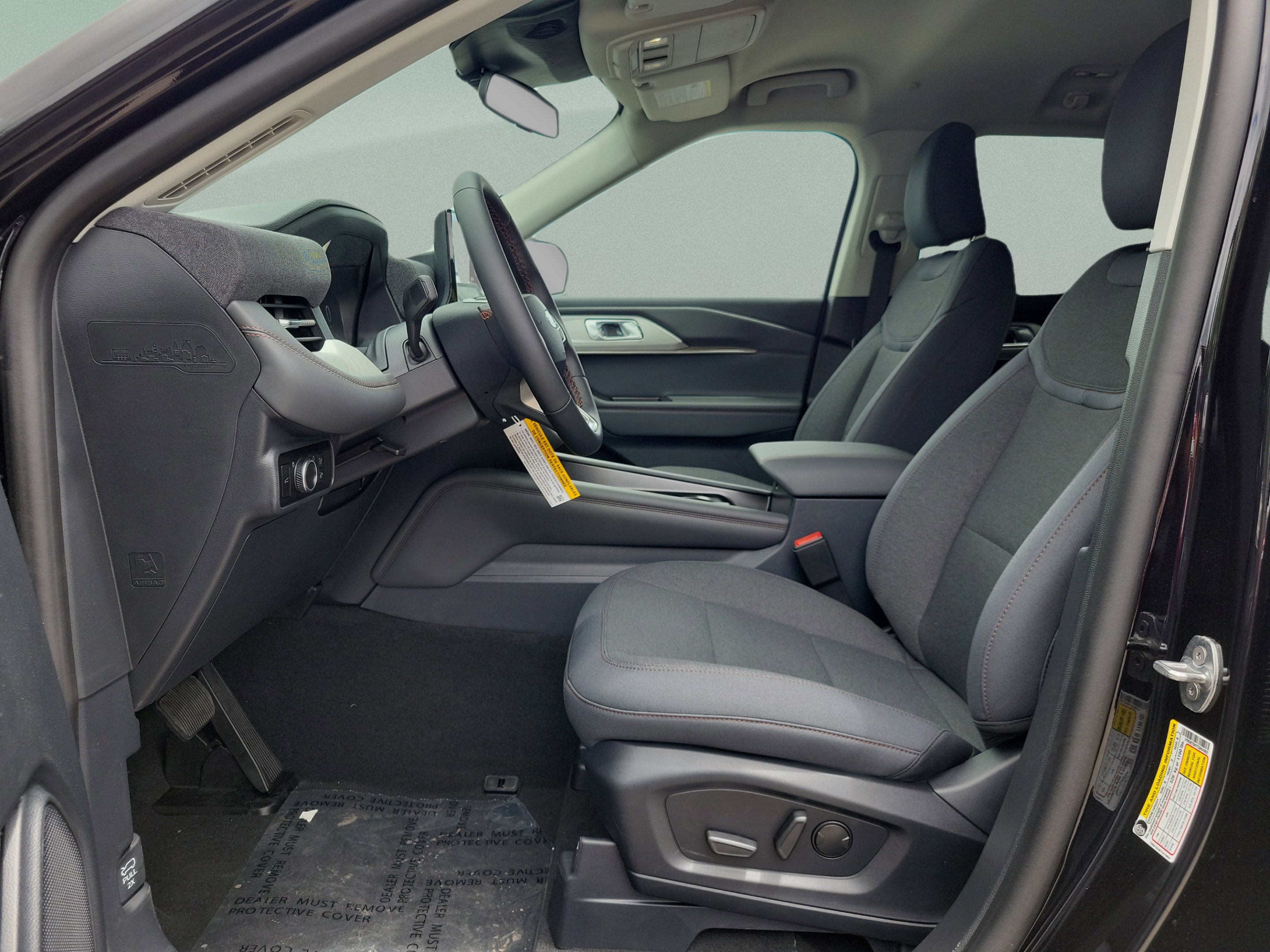 New 2026 Ford Explorer Active RWD image 17