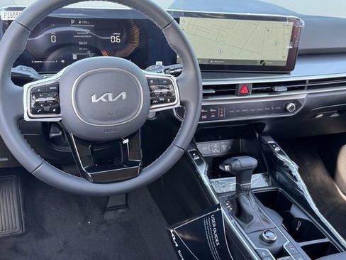 New 2025 Kia Sorento S image 27