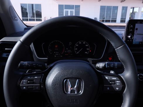 Used 2025 Honda Pilot Touring image 22