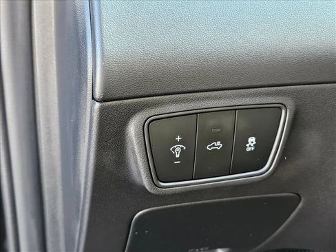 Certified 2024 Hyundai Santa Cruz Limited image 10