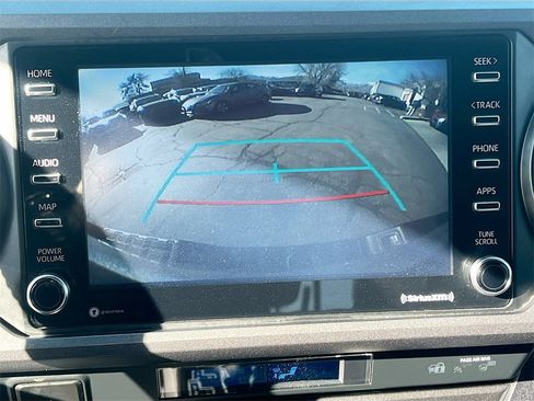 Used 2021 Toyota Tacoma TRD Sport w/ Technology Package image 14