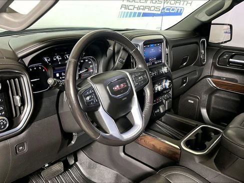 Used 2022 GMC Sierra 1500 SLT w/ SLT Premium Plus Package AWD/4WD image 10