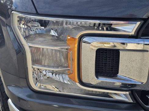 Used 2019 Ford F150 XLT w/ Equipment Group 302A Luxury image 5