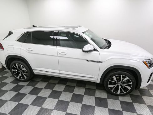 New 2026 Volkswagen Atlas Cross Sport SEL Premium R-Line image 5